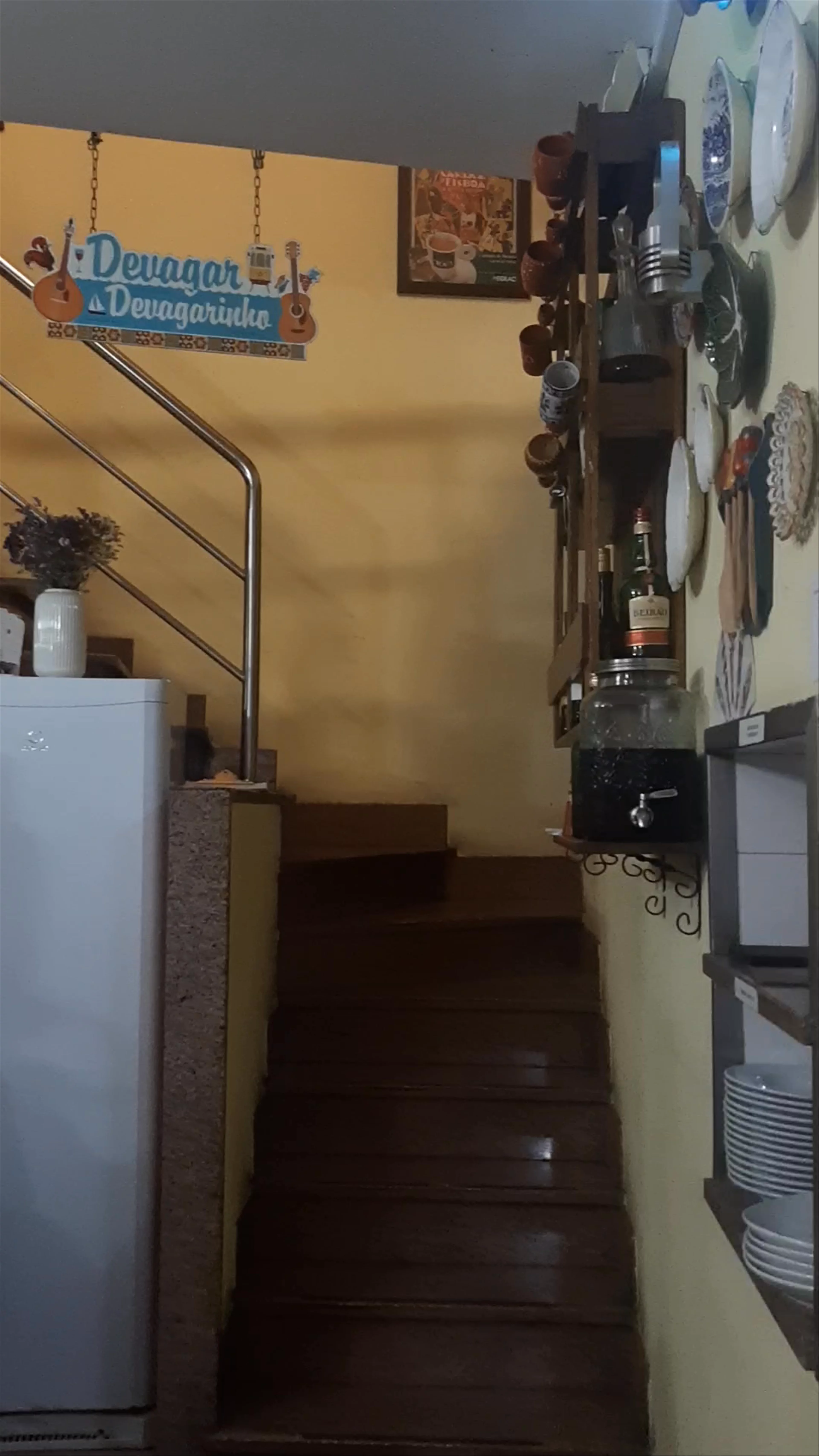 Devagar Devagarinho, Travessa Larga