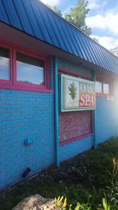 Phoenix Oak Spa - Massage Near Me - Waterloo, Iowa