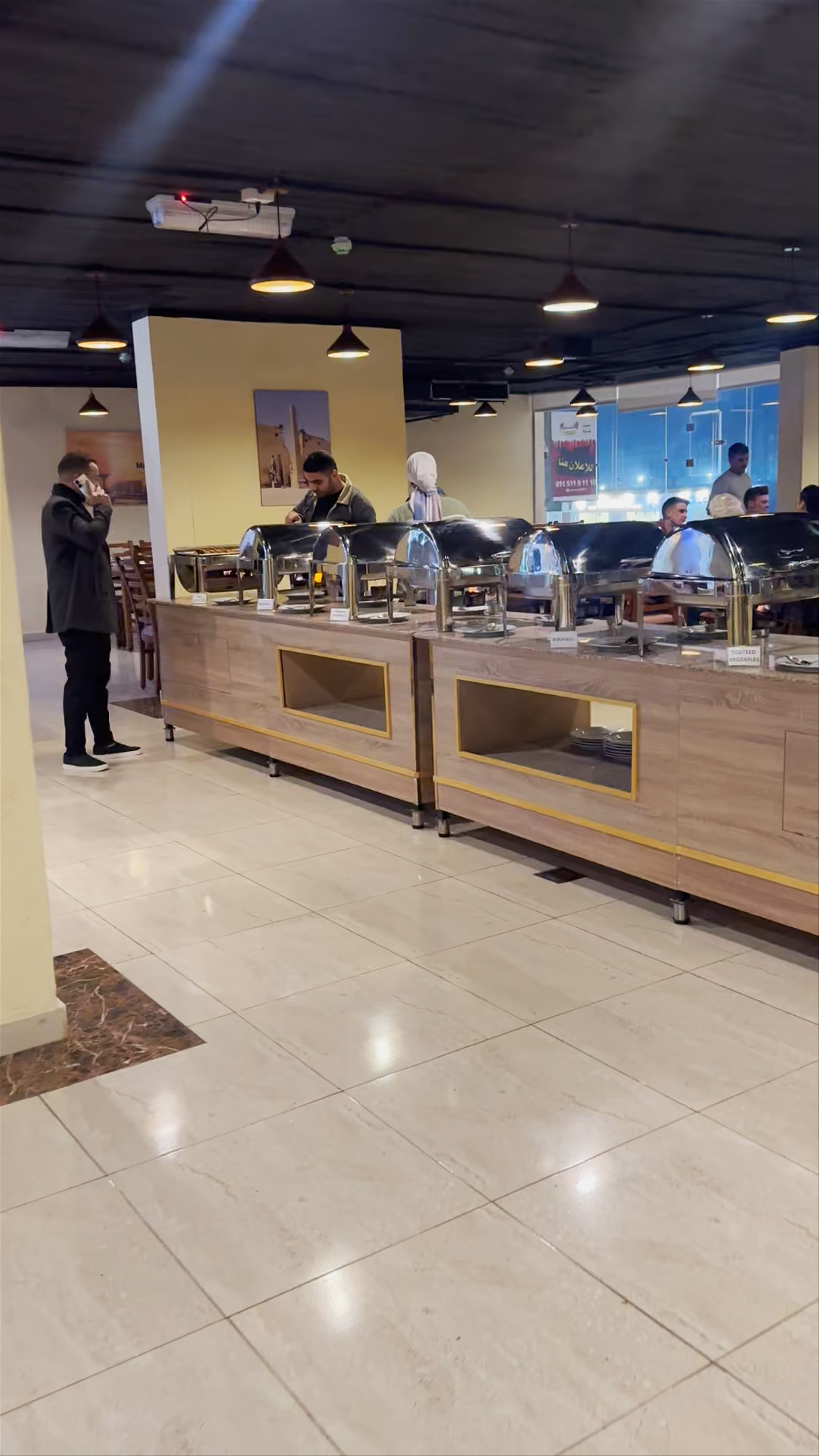 Maharlika Restaurant، King Faisal Street