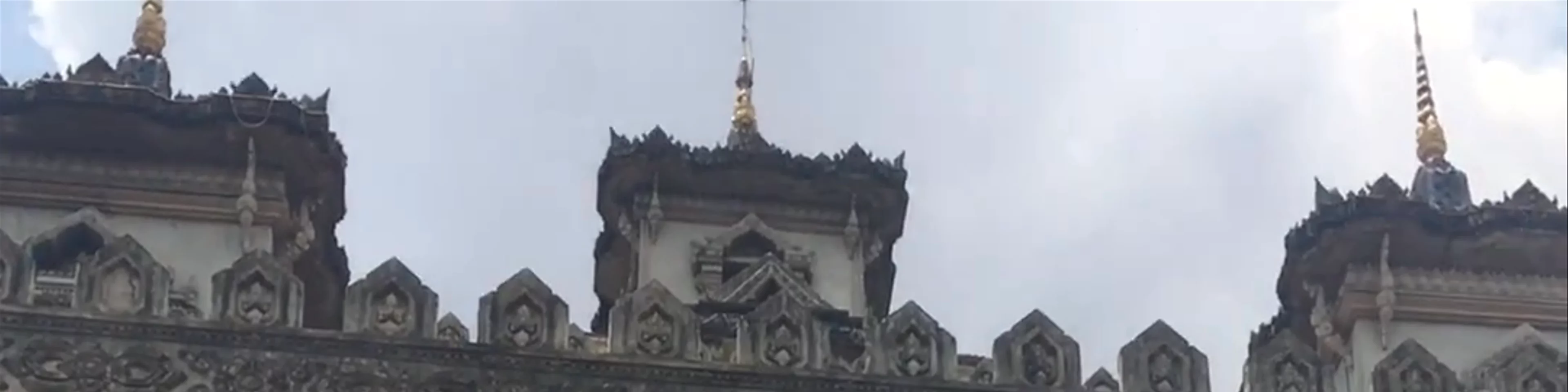 Patuxay Monument