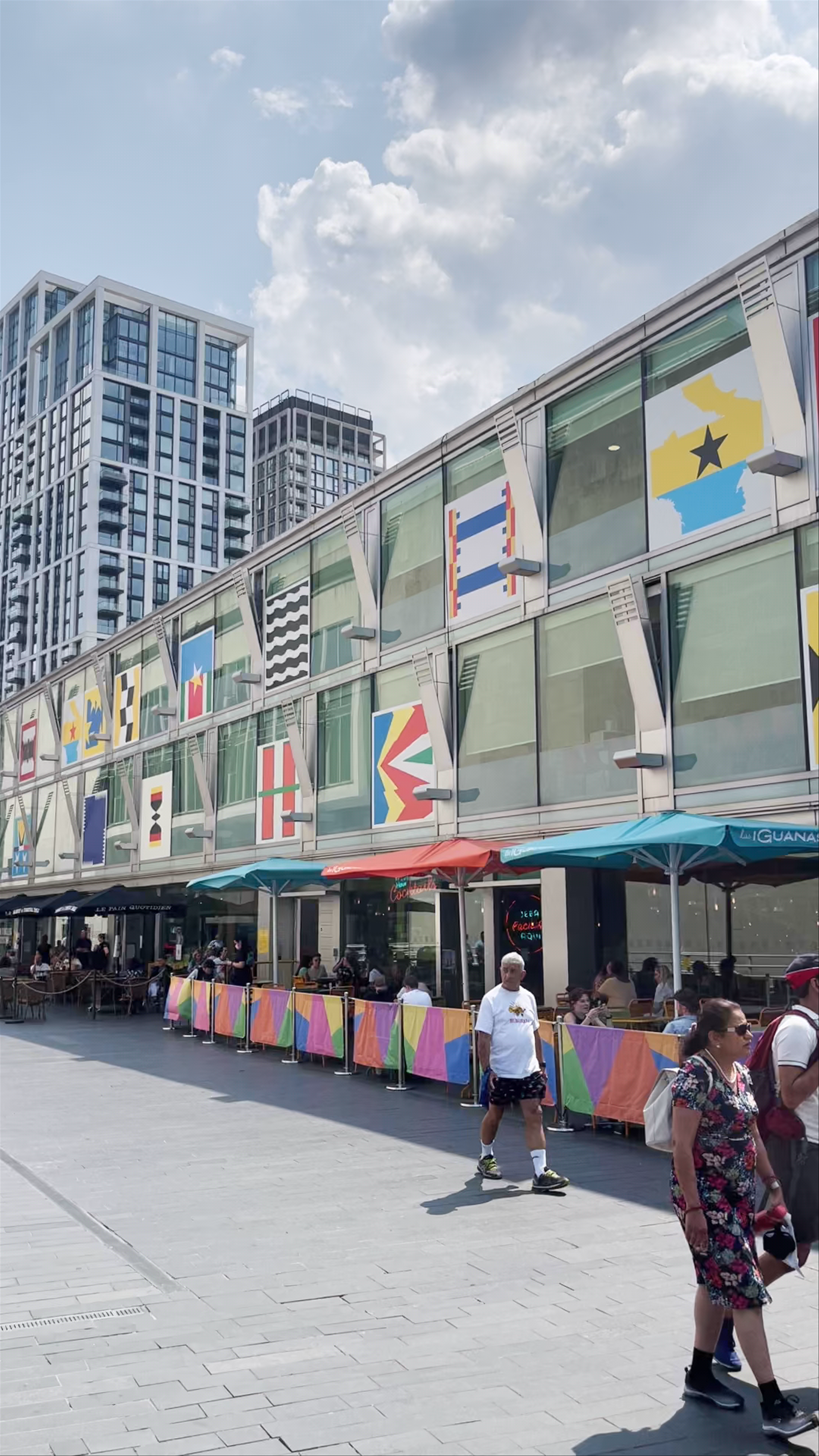 Southbank Centre: Vibrant Urban Hub in London