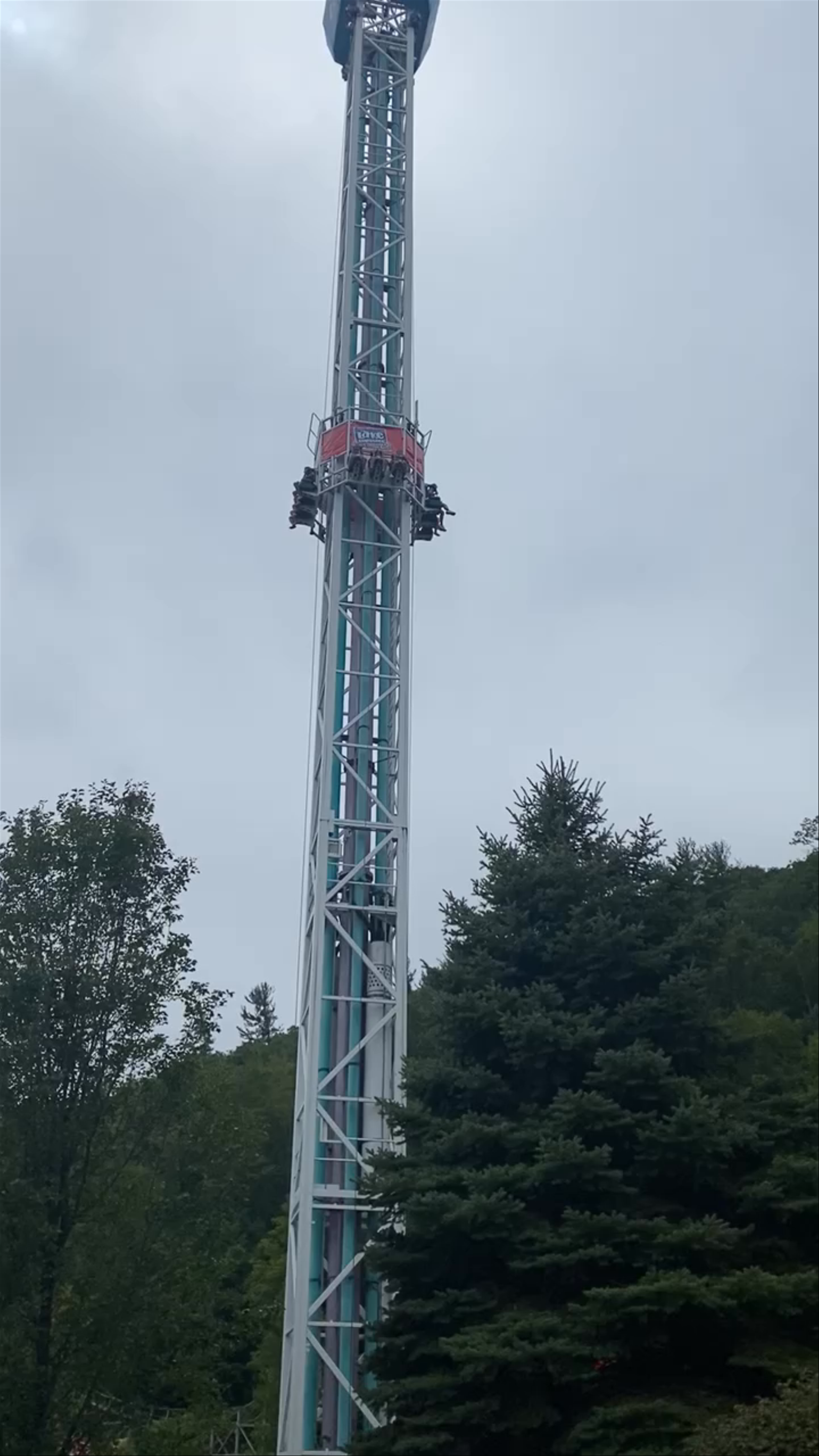 Thrilling Drop Ride at Lake Compounce Amusement Park
