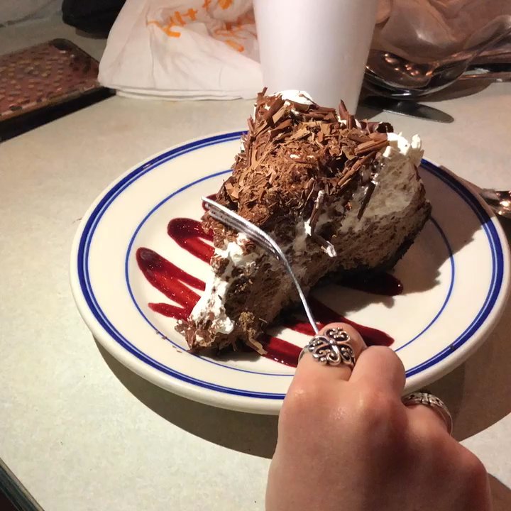 gogo gumbo! - Slow motion pie - Seafood Near Me - Boyd, Texas