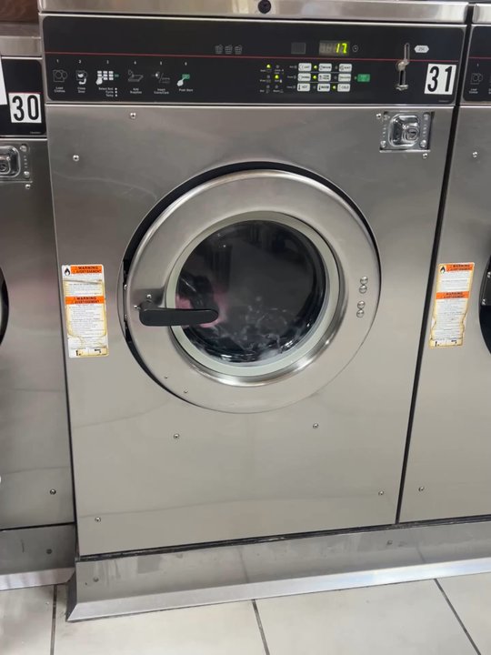 Tiny Bubbles Coin Laundry - Laundromat Near Me - Fort Worth, Texas