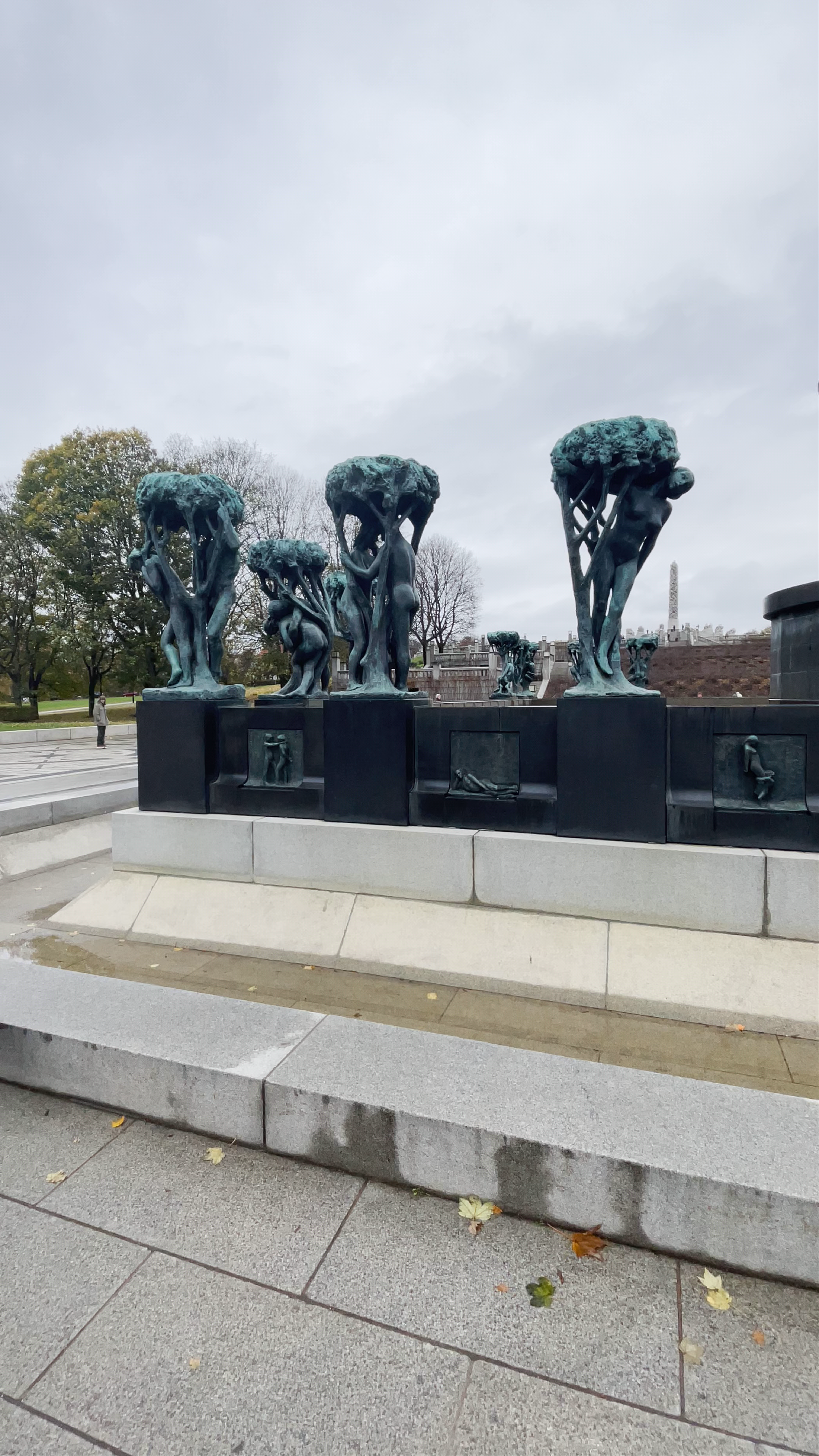 Vigelandsparken: Sculptural Harmony in Oslo's Iconic Park