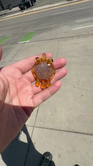 Preview pic of Joe P honeycomb milli pendant