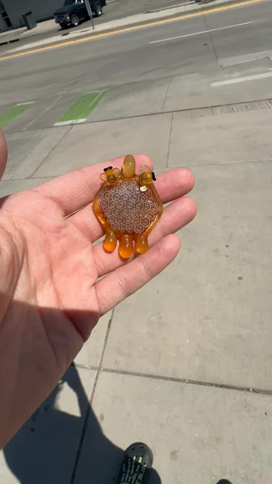 Preview pic of Joe P honeycomb milli pendant