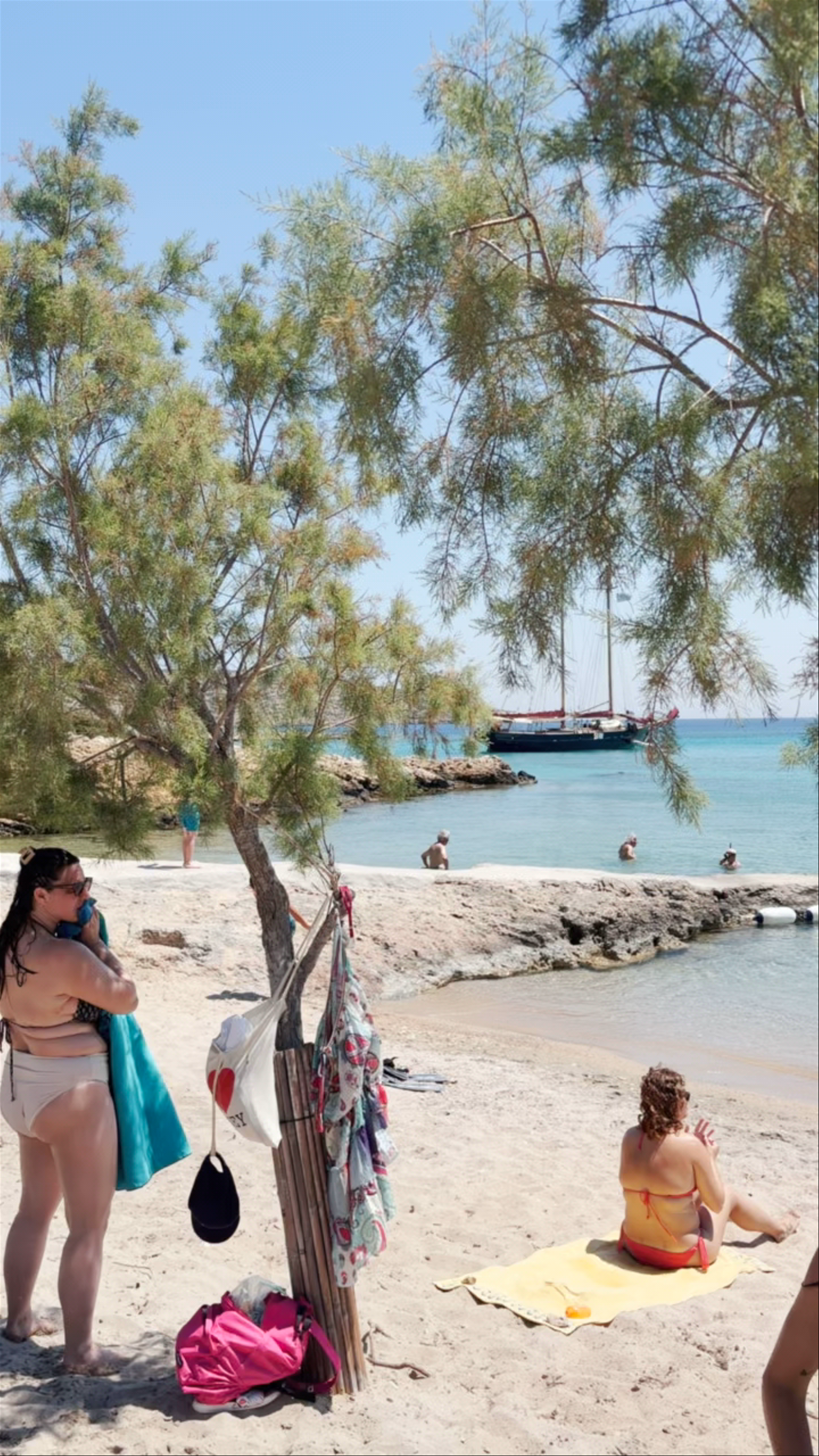 Chochlakoura Beach