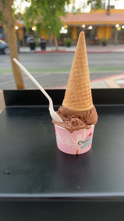 Chevron - Almost as sketchy as Cream Me ice creamery - Gas Stations Near Me - Las Vegas, Nevada