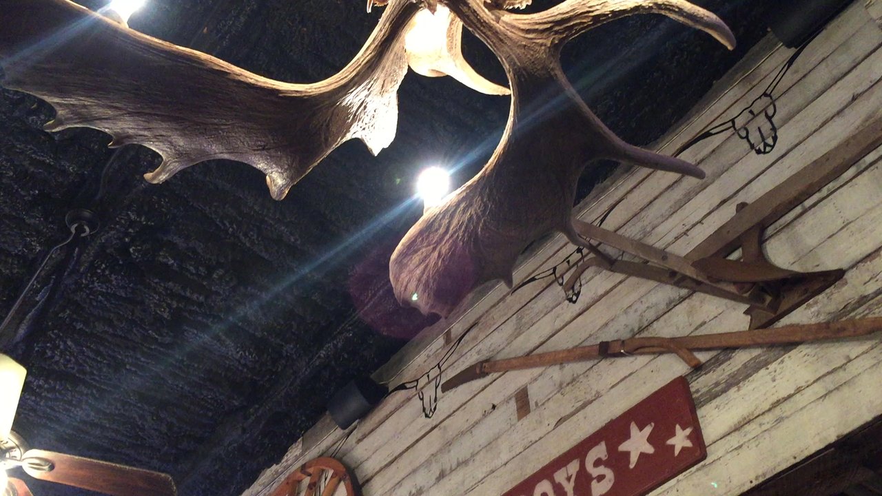 Ransom's Steakhouse - Decor - Steakhouses Near Me - Montgomery, Texas