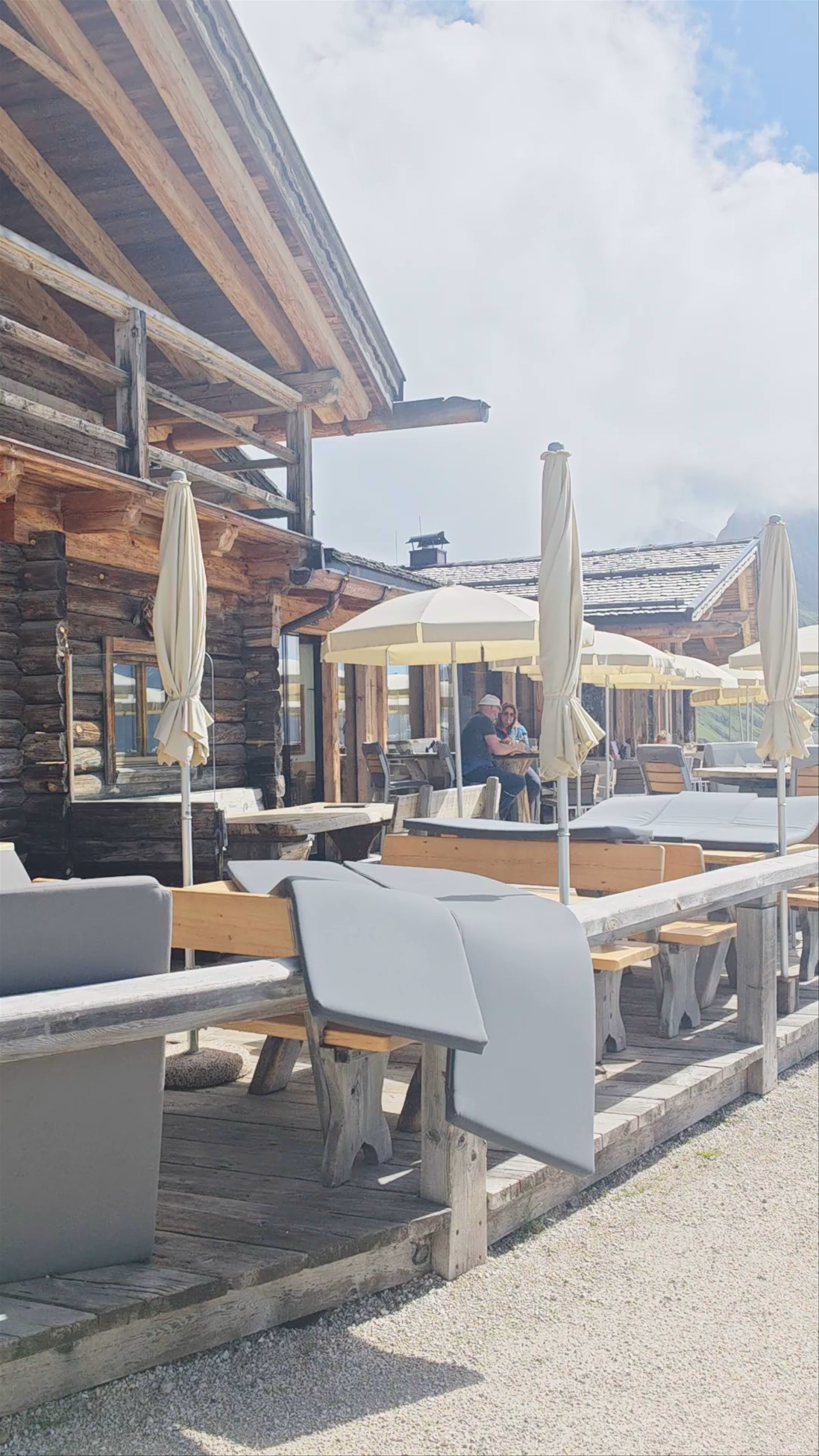 Baita Sofie Hütte: Alpine Serenity in Santa Cristina Gherdëina