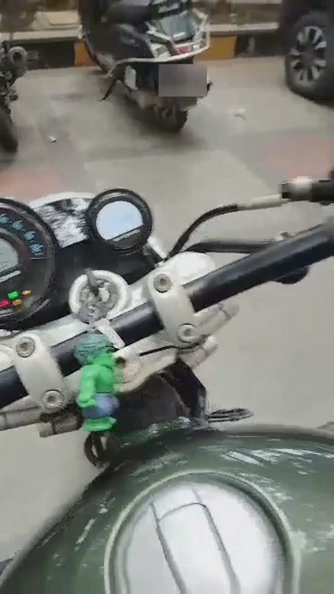 Walk-around video thumbnail