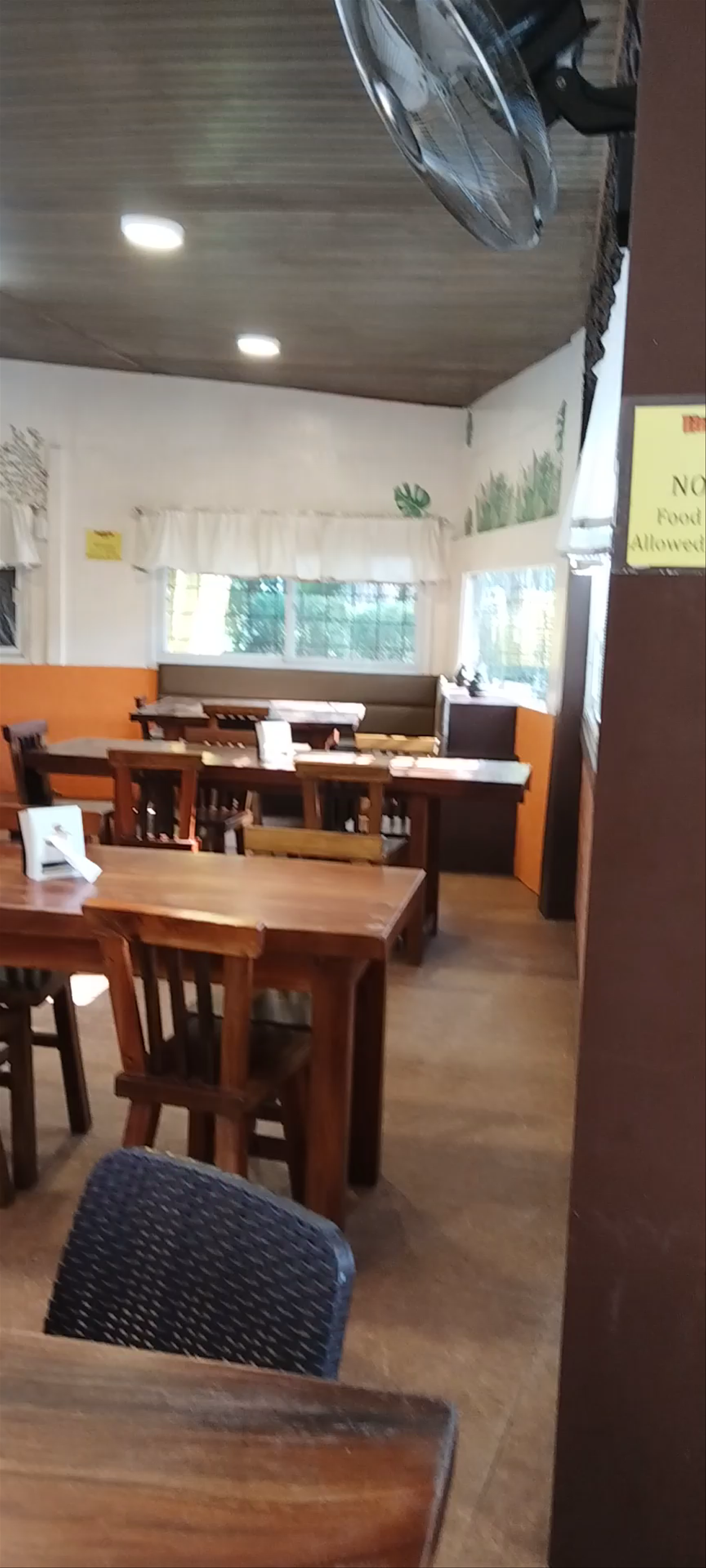 Cozy Cafe Vibes in Baguio's Beggang Neighborhood