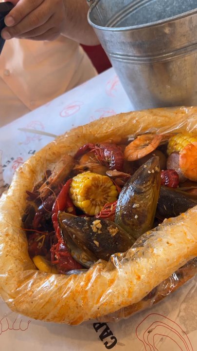 Cap't Loui - Seafood boil is delicious and highly recommended! - Cajun/Creole Near Me - Stoneham, Massachusetts