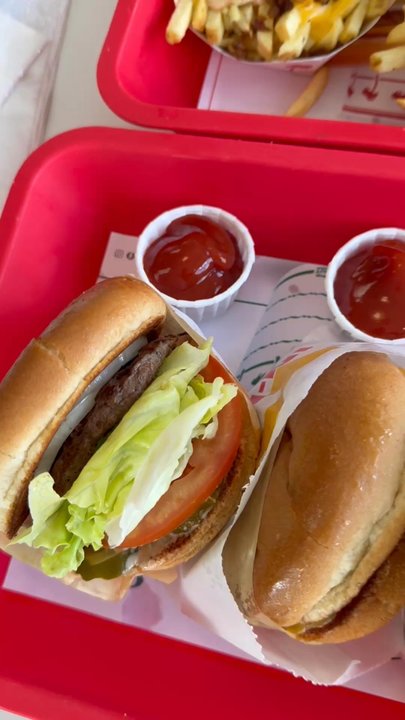 In-N-Out Burger - Burgers Near Me - Hurst, Texas