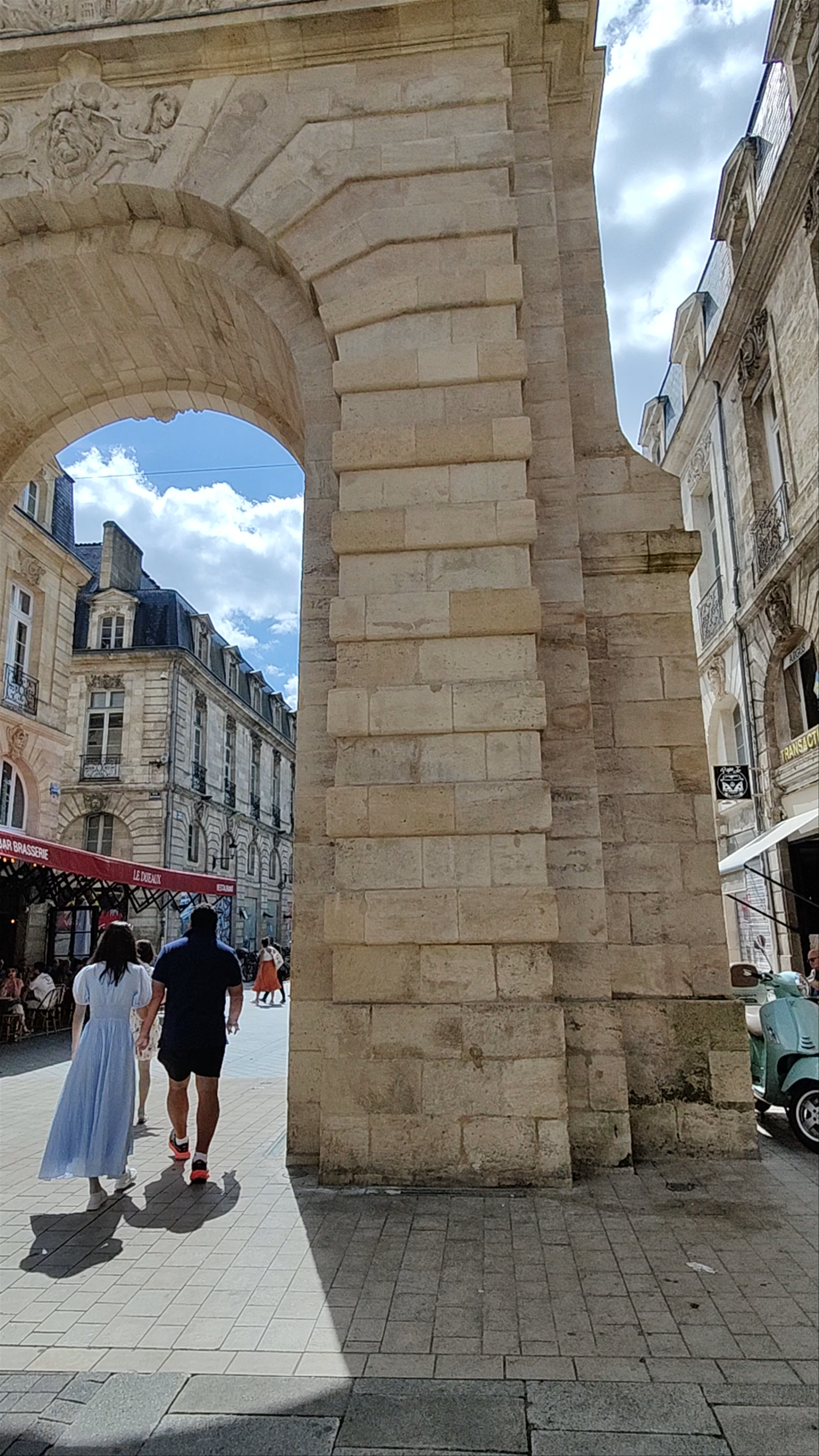 Porte Dijeaux