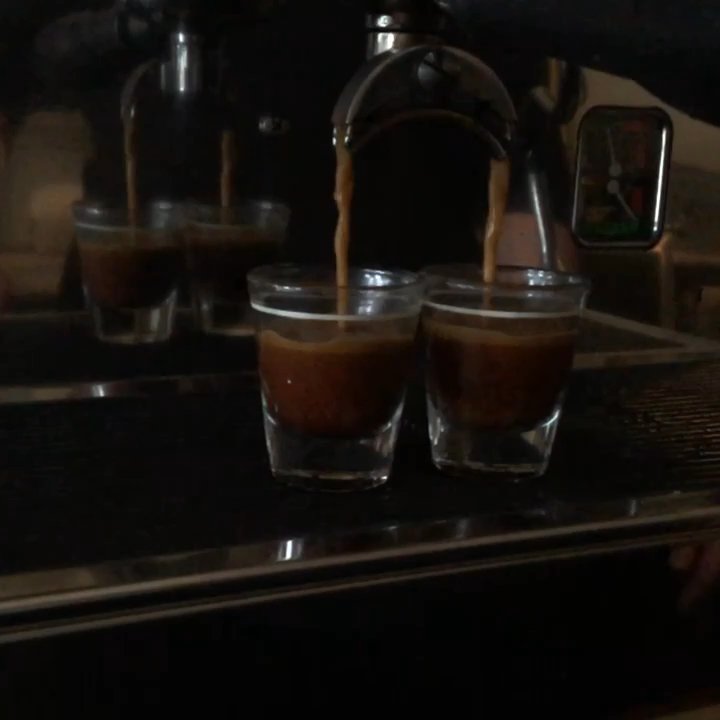 The Bean 226 - The perfect pour - Coffee & Tea Near Me - Windsor, Connecticut