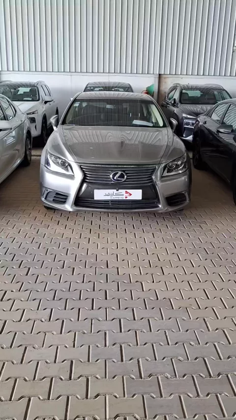 Lexus LS 600 hL 2015