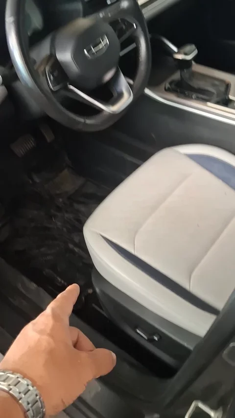 Geely Emgrand GK 2023