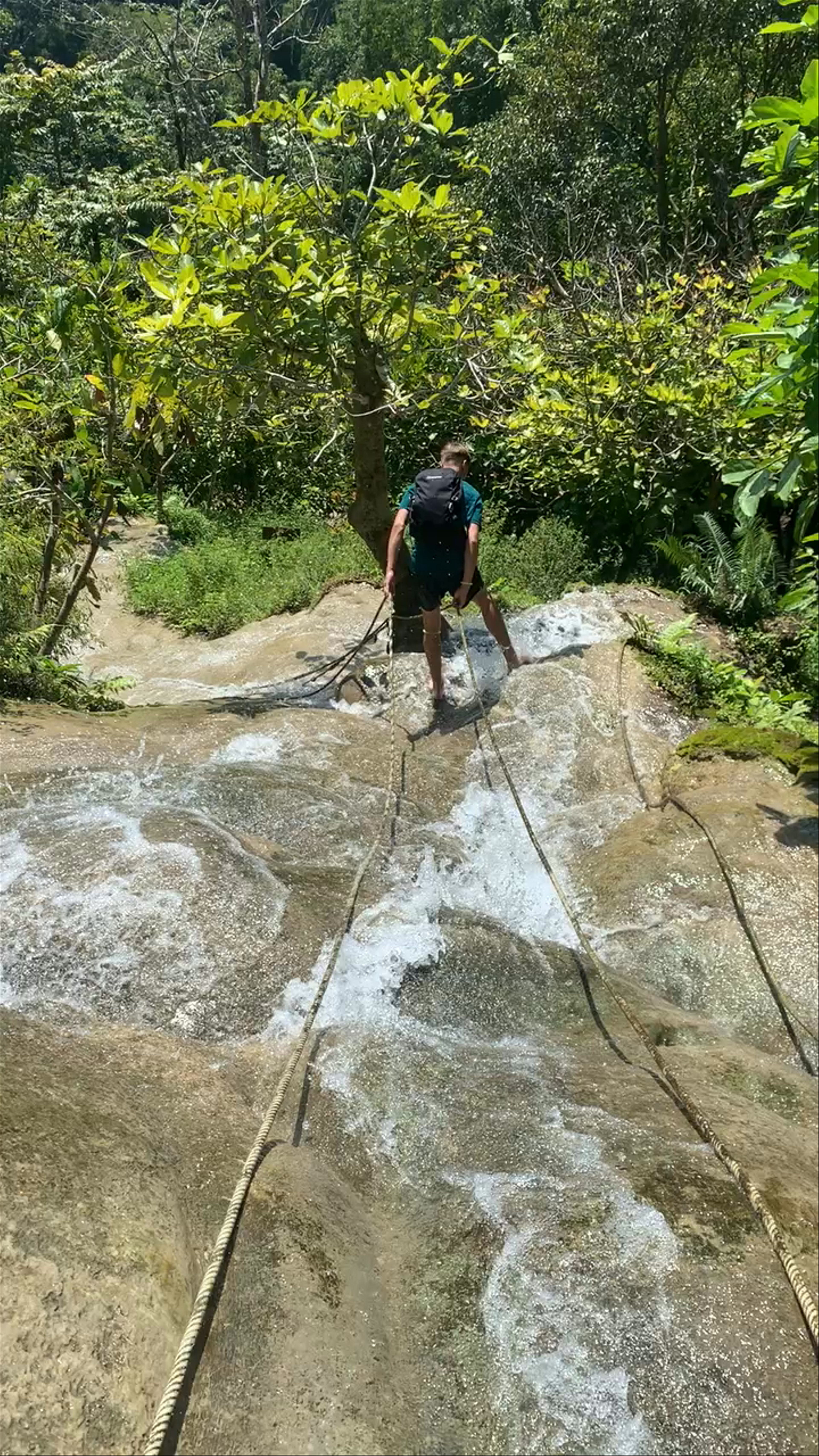 Bua Tong Waterfalls