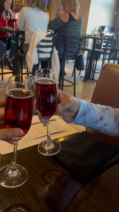 Review video 1 of 1 for Coopers Hawk Winery & Restaurant