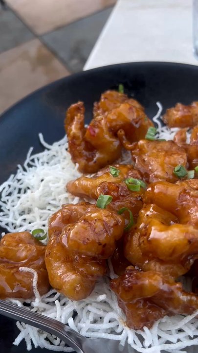 P.F. Chang's - Crispy Honey chicken, Mongolian Beef, Pad GF Pad Thai - NEW RECIPE, brown rice - Asian Fusion Near Me - Sherman Oaks, California