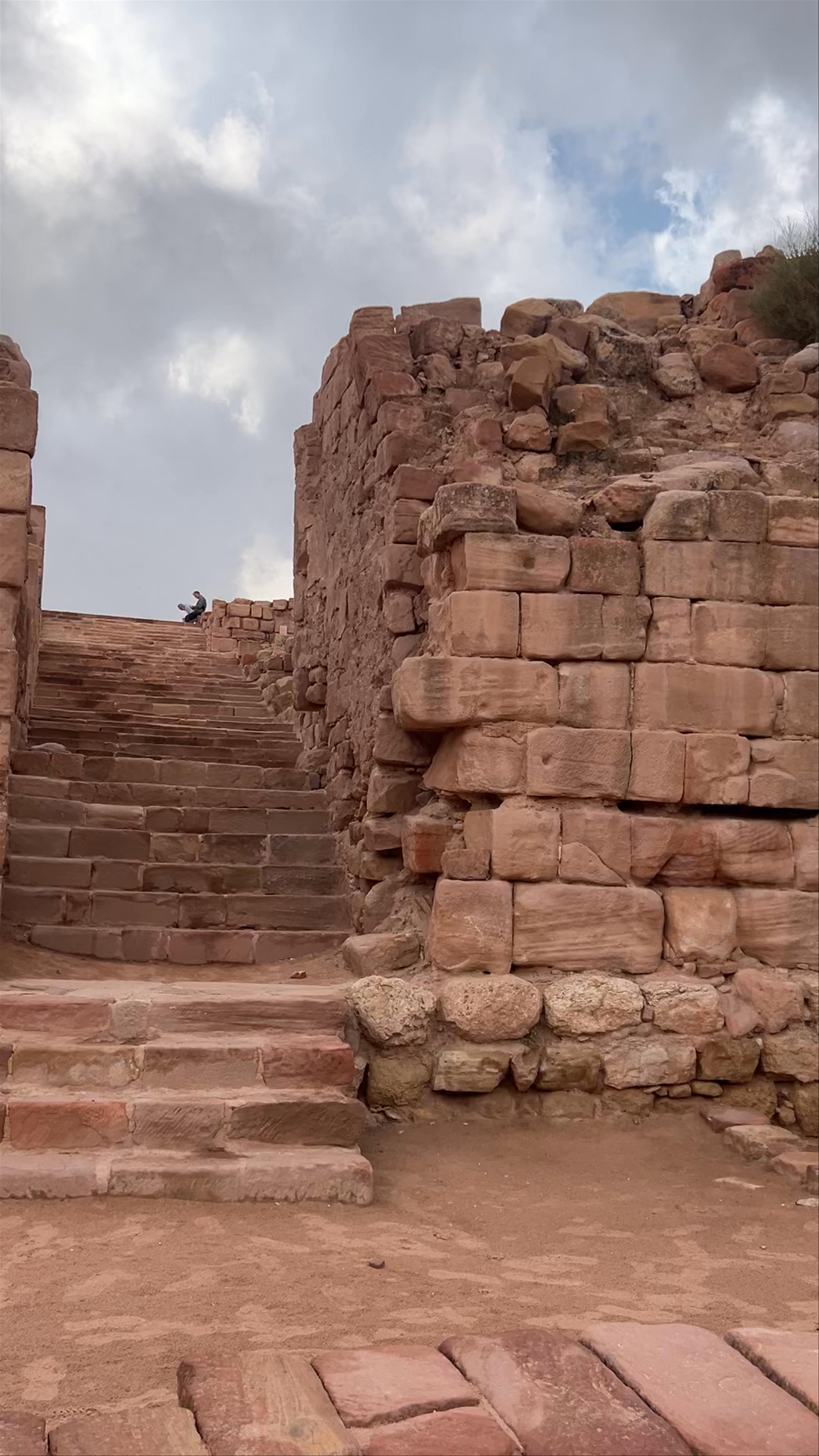 The Great Temple: Ancient Majesty in Wadi Musa, Jordan