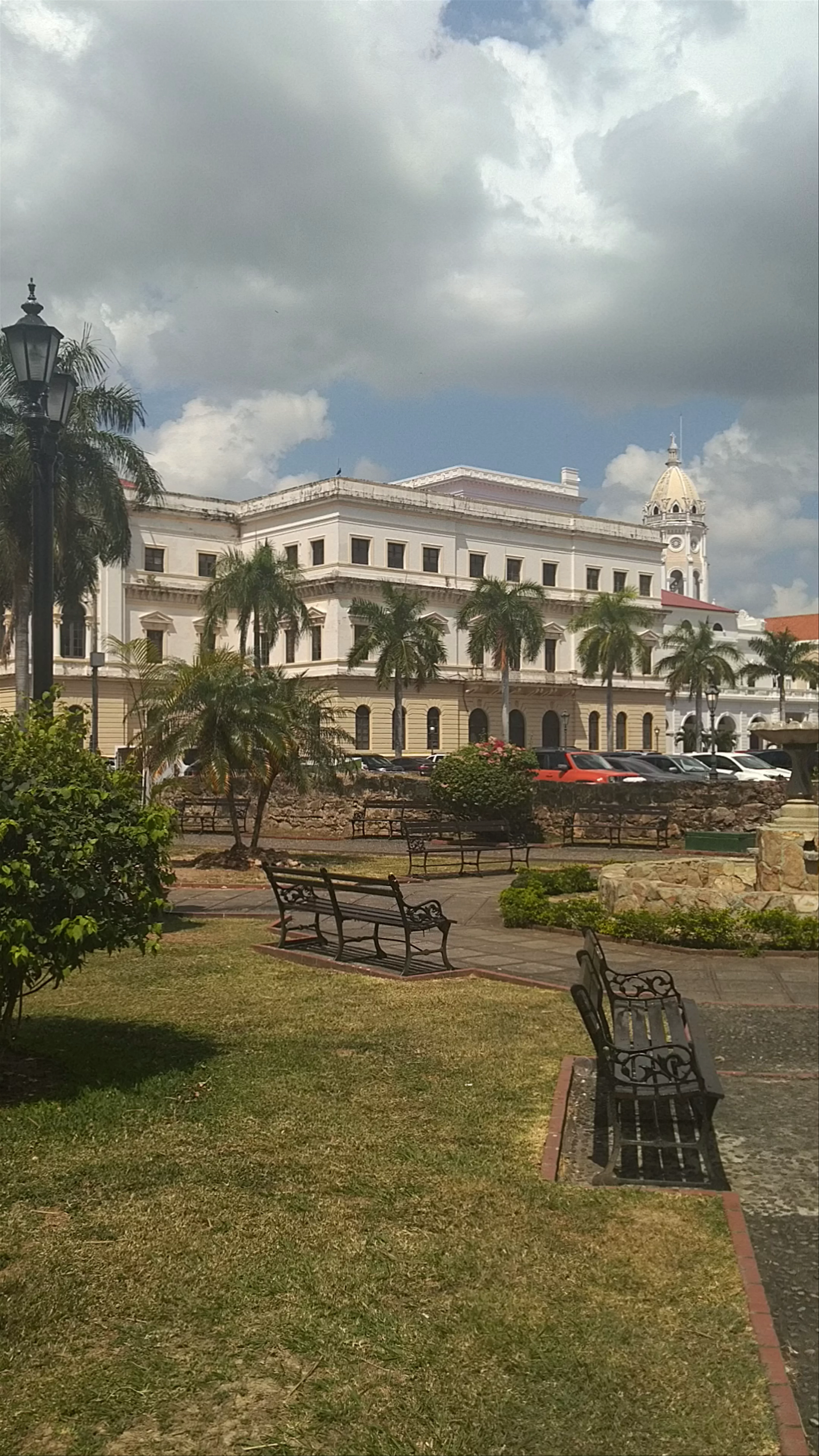 Plazoleta Medio Baluarte