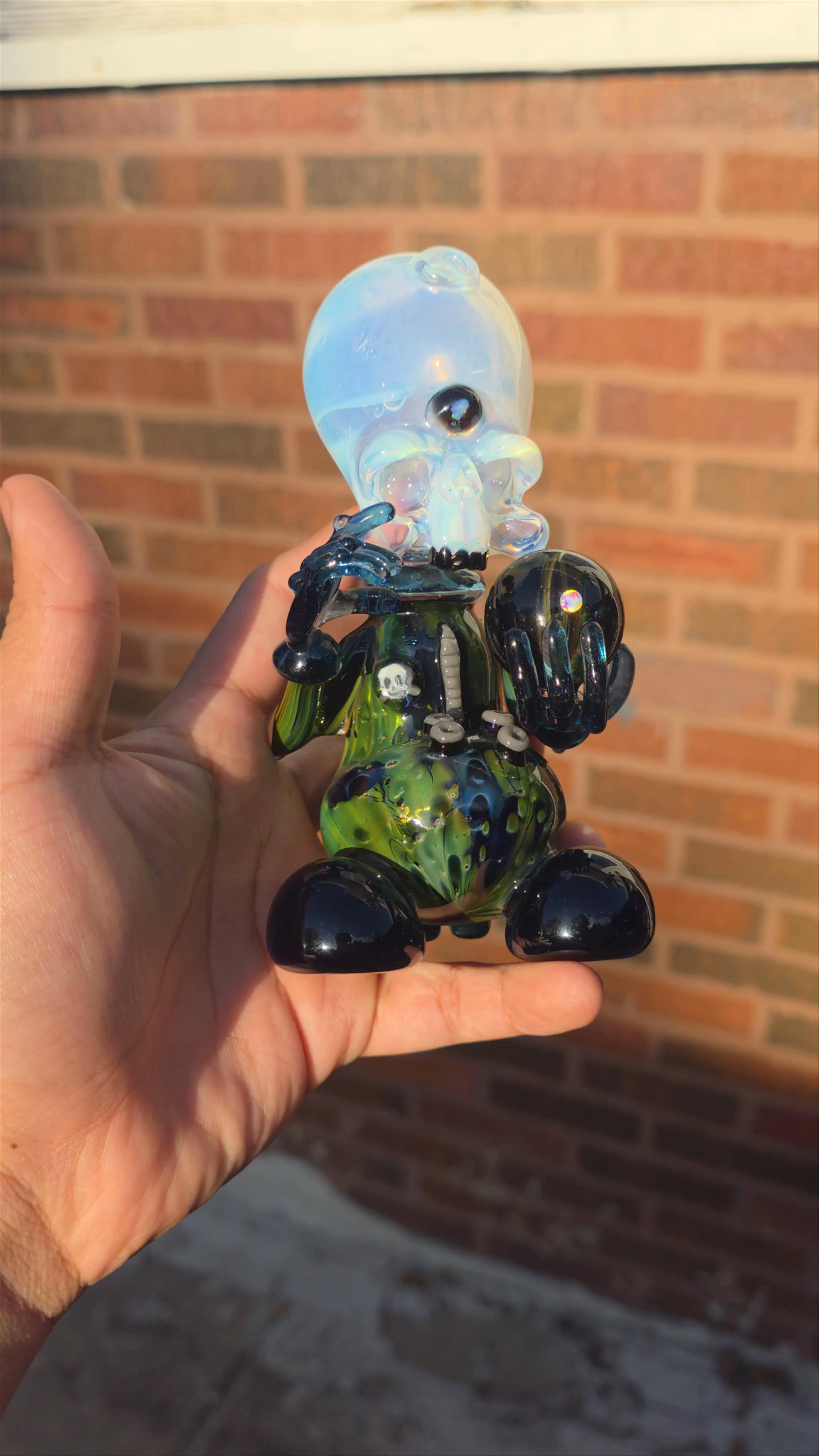 Preview pic of Hendyglass space alien