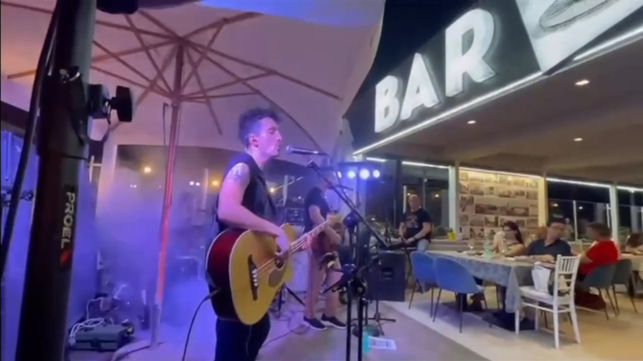 The Fighters - Acoustic Set 2025 - video 2