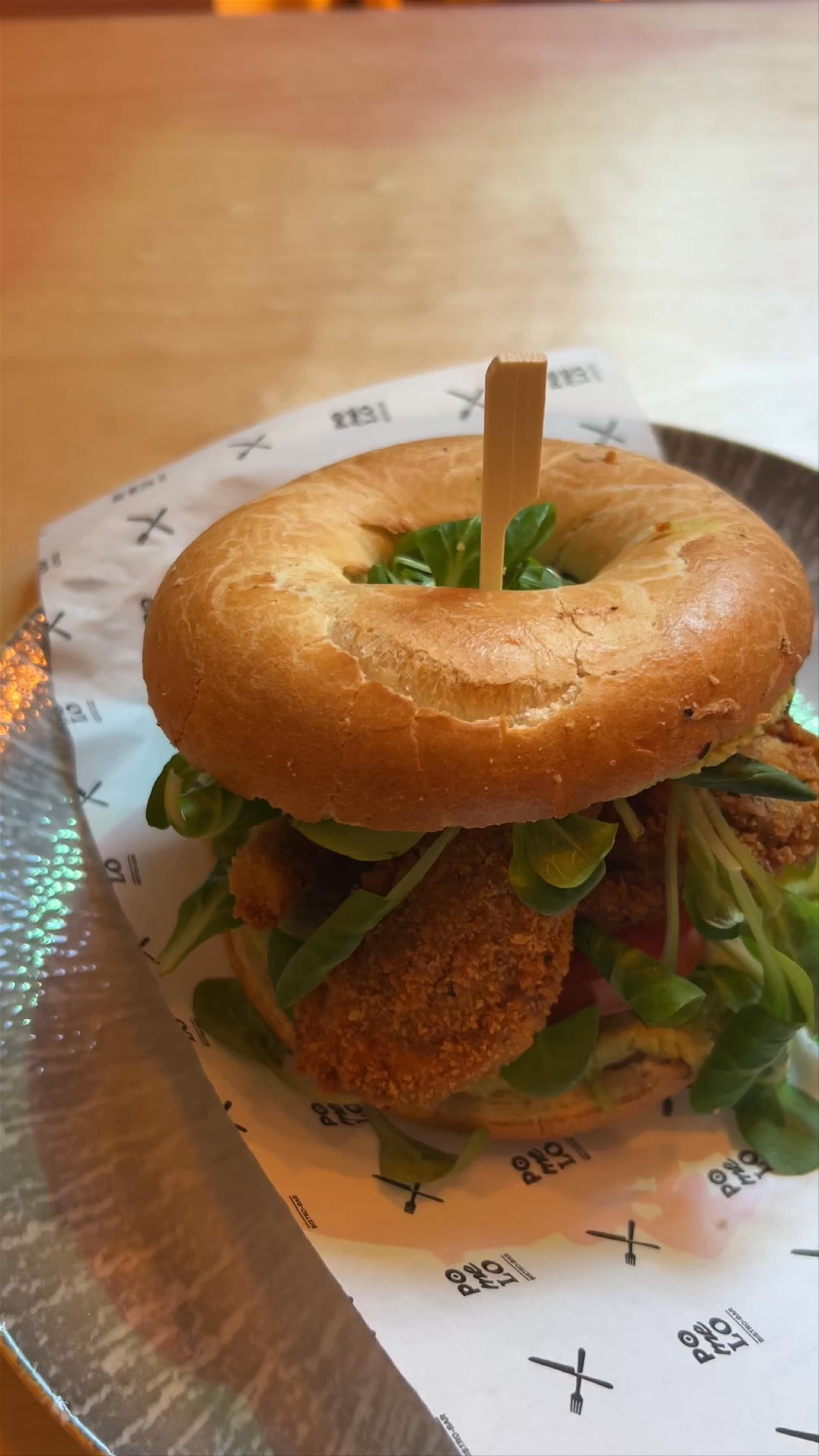 Crispy Vegetarian Bagel at Pomelo Bistro Bar, Gdańsk
