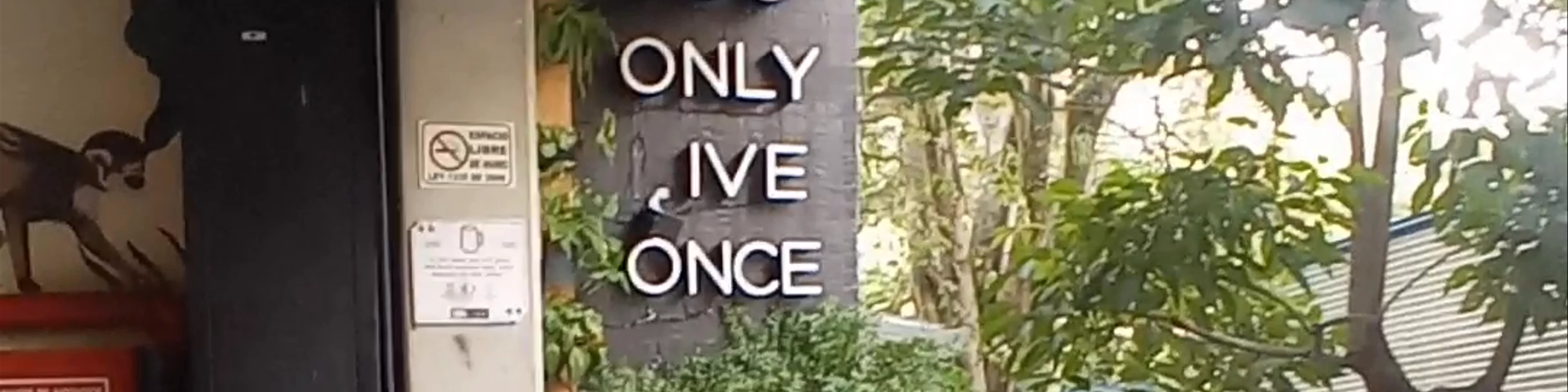 YOLO Coffee shop Medellin