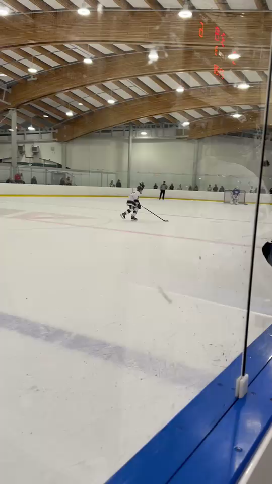 Cooper Ainsworth's Clutch Penalty Shot After Breakaway Dazzle