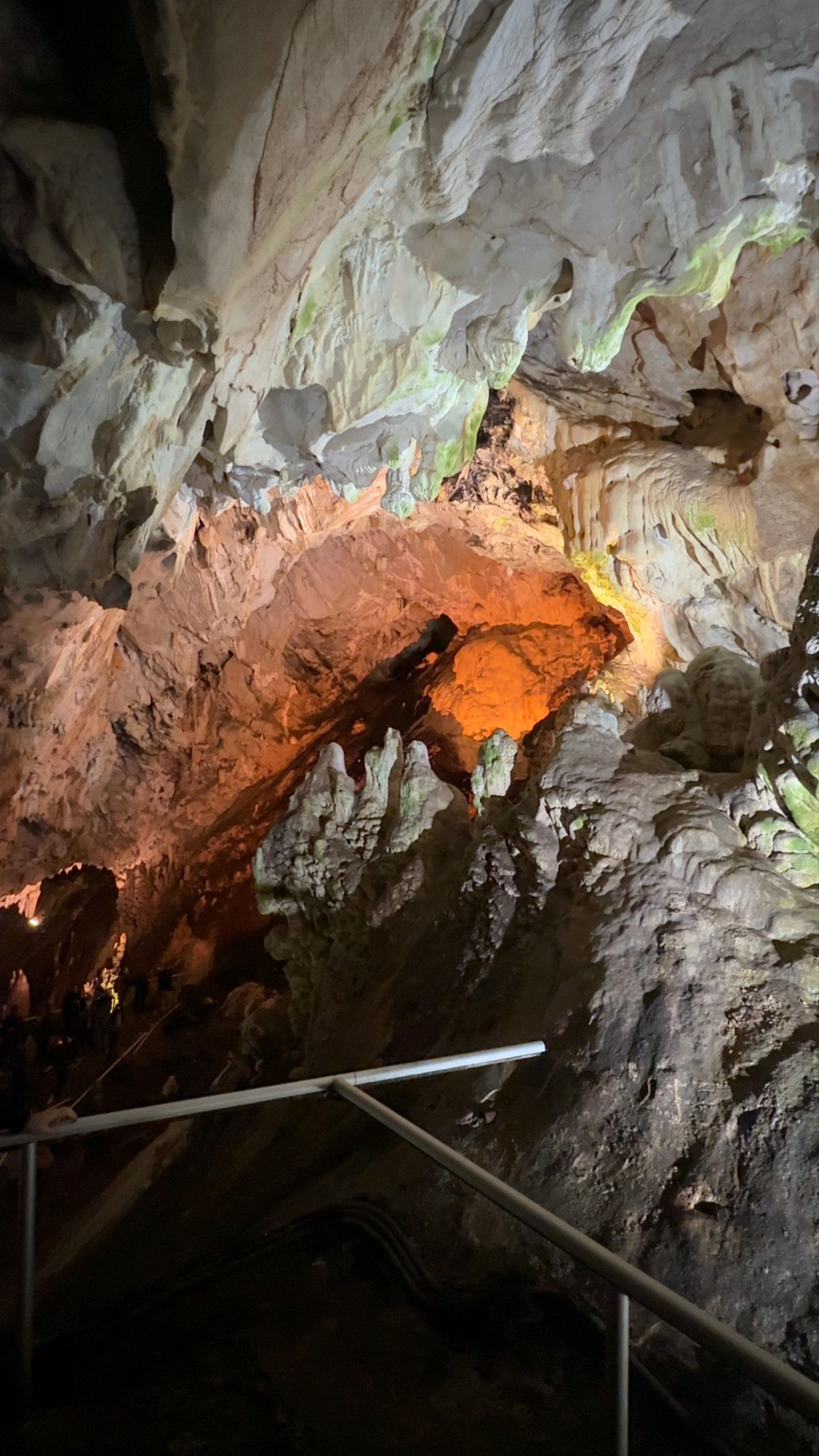 Vrelo Cave