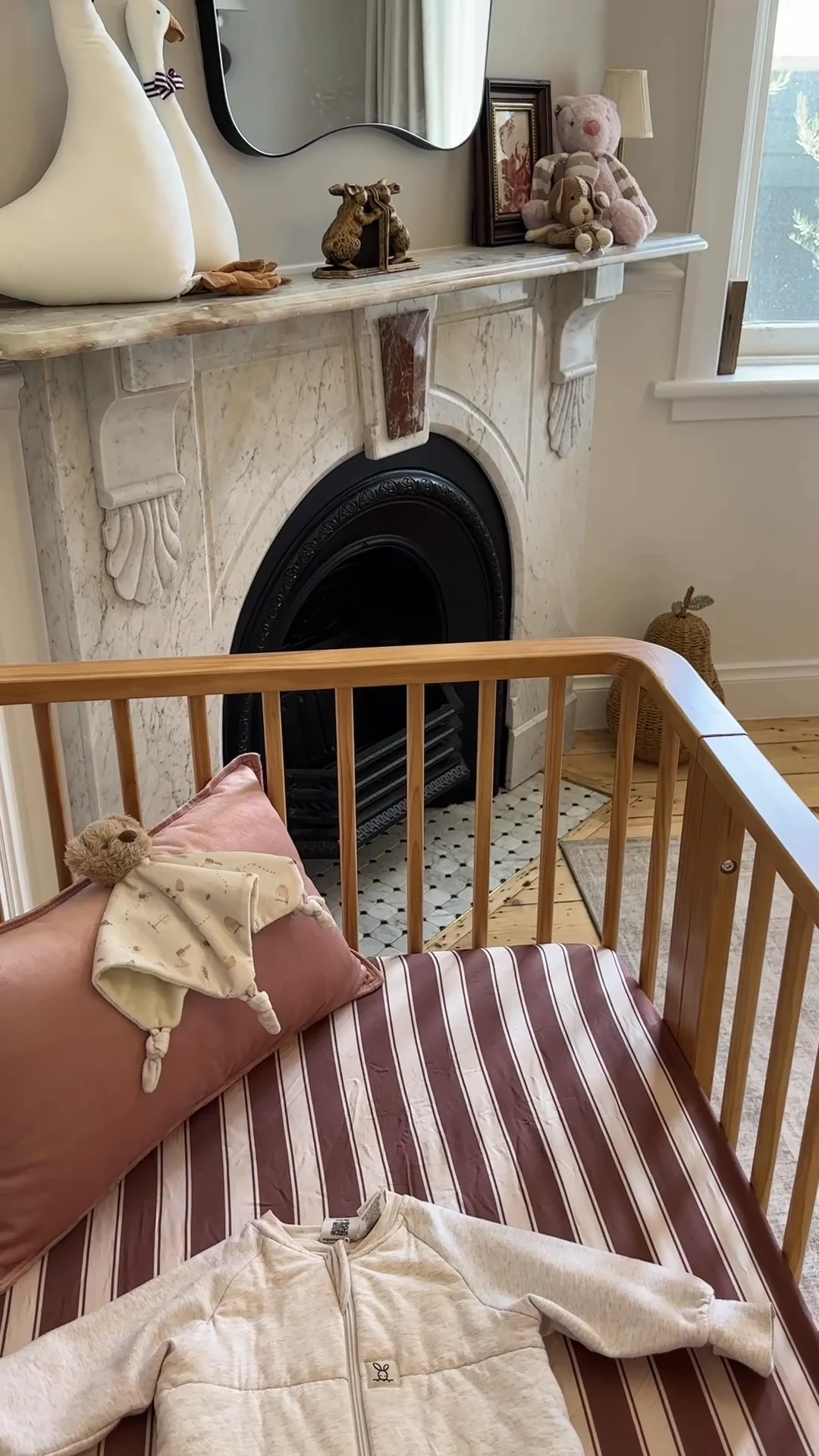 Babybee Cot