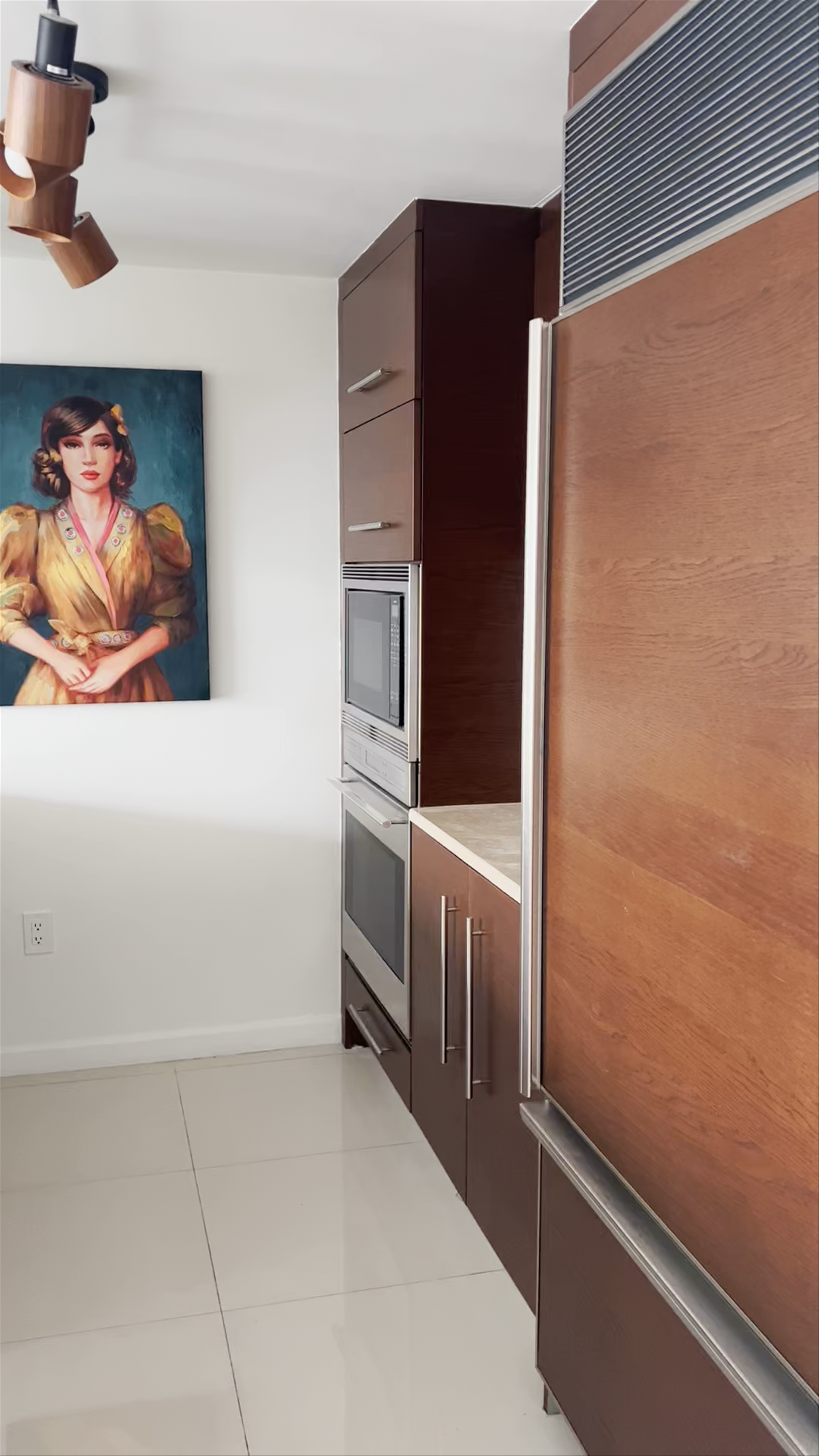 Icon Brickell: Chic Urban Living in Miami
