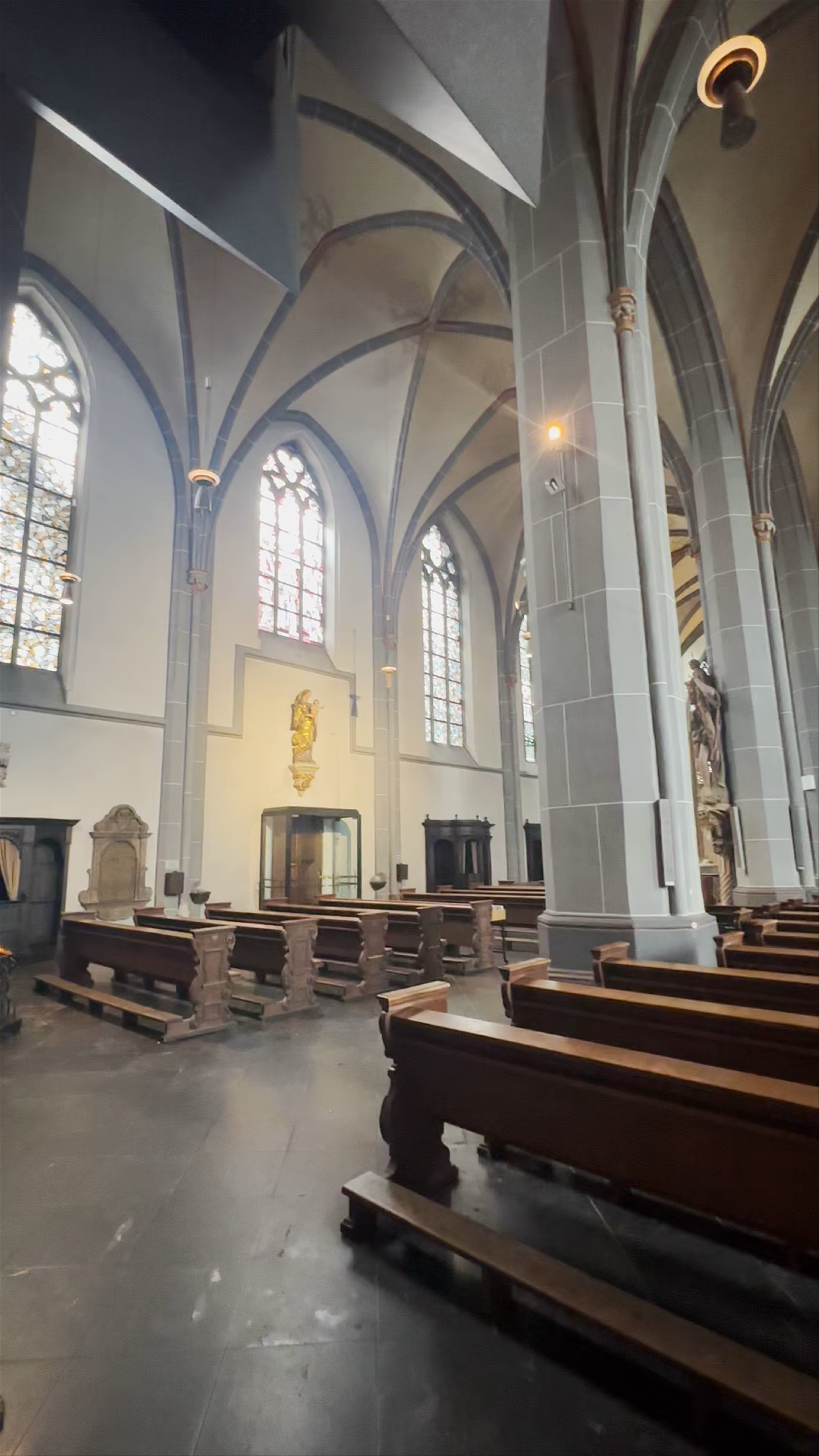 Basilika St. Lambertus: A Gothic Masterpiece in the Heart of Düsseldorf