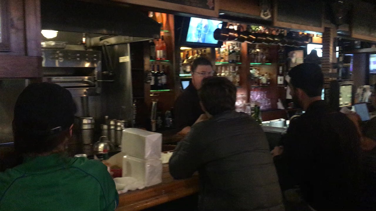 OB's Pub & Grill - Busy Fish Taco Tuesday! - Sports Bars Near Me - Manhattan Beach, California