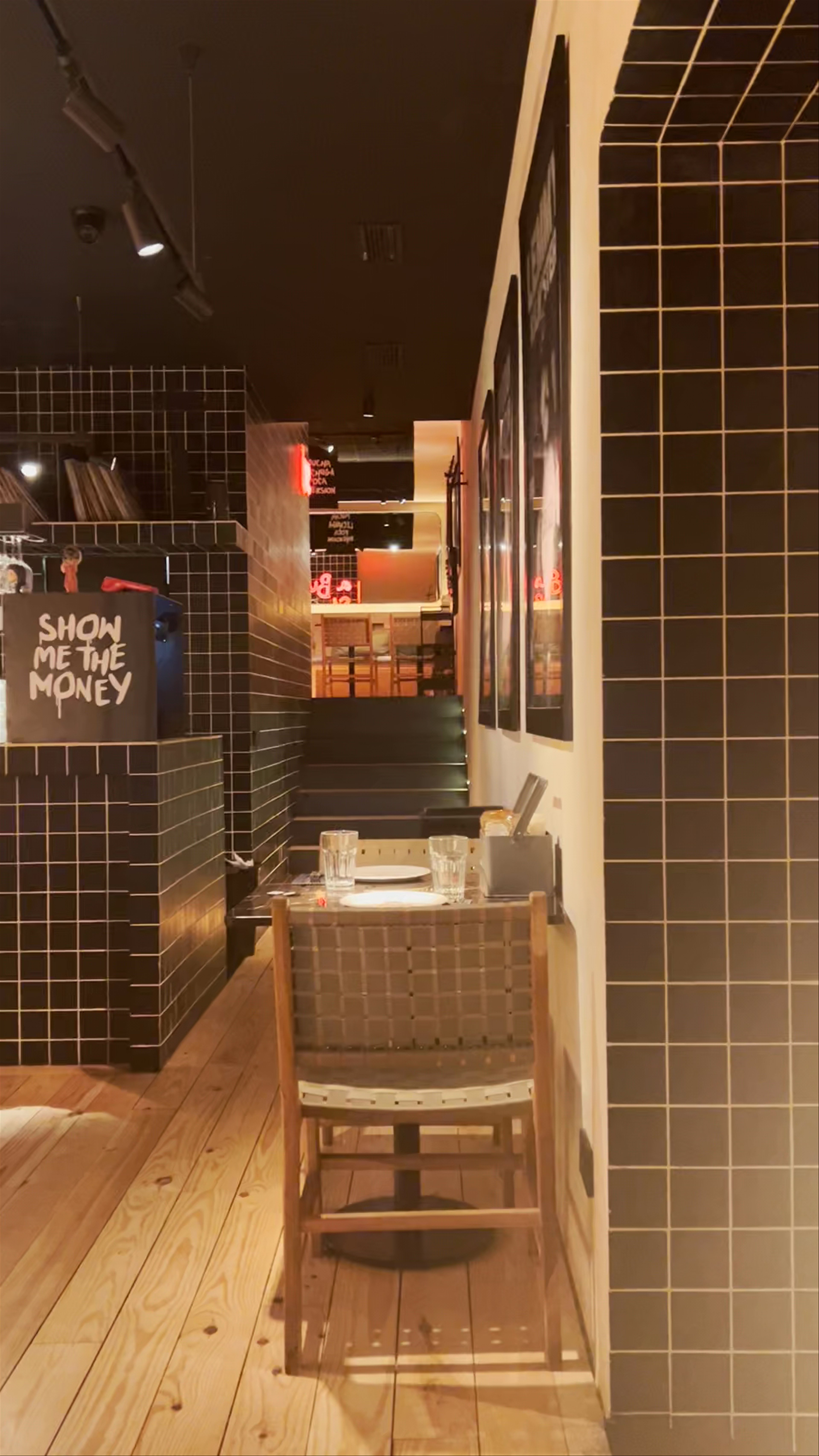 La Carnaza Burger: Trendy Burger Spot in Madrid