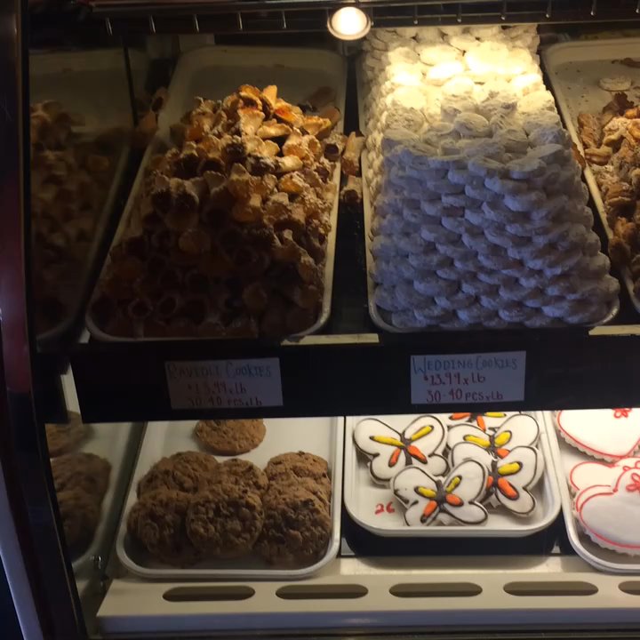 Fantasy Cakes - Inside the restaurant :-) - Desserts Near Me - Vacaville, California