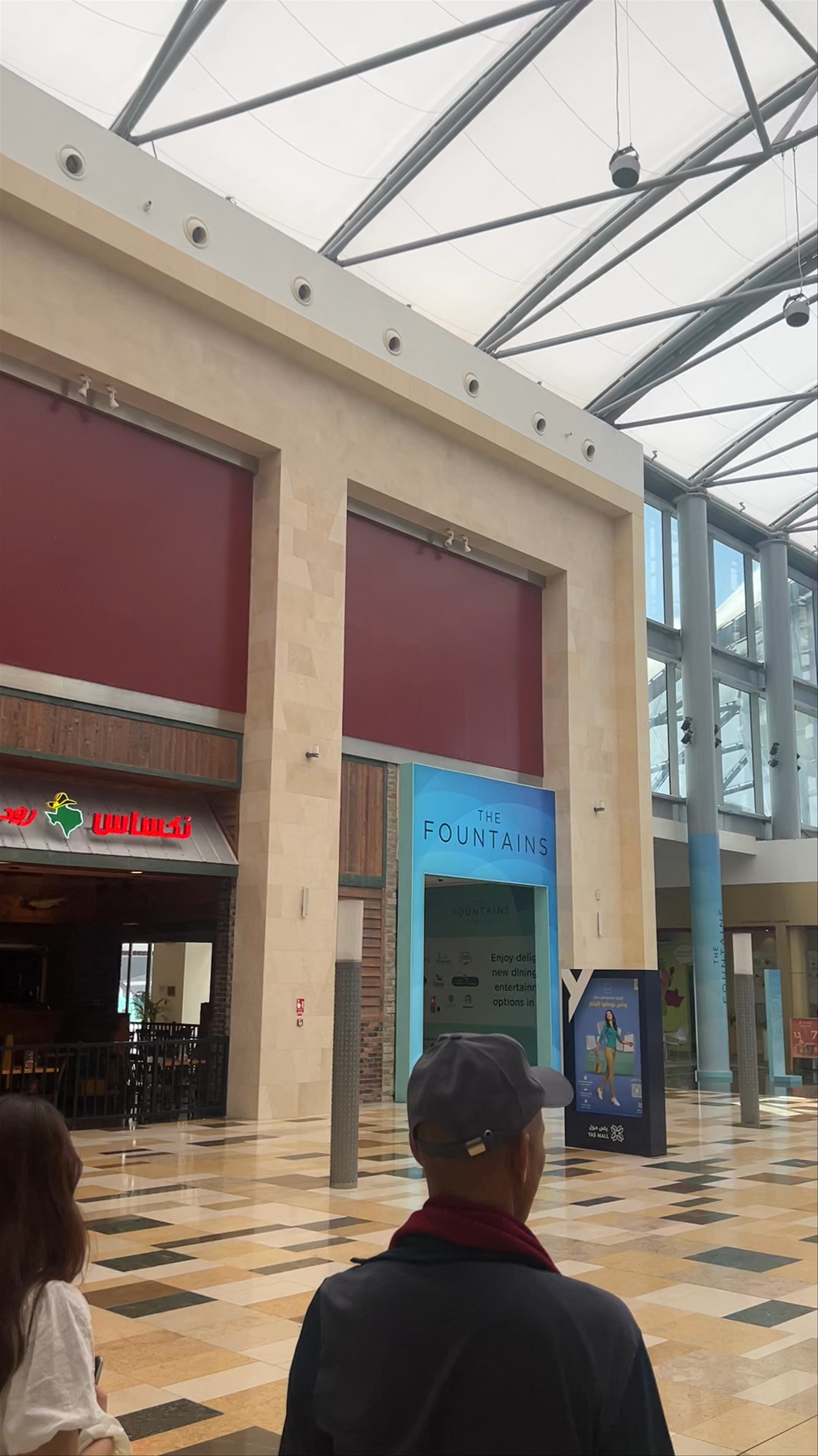 Yas Mall: Modern Shopping and Dining Experience in Abu Dhabi