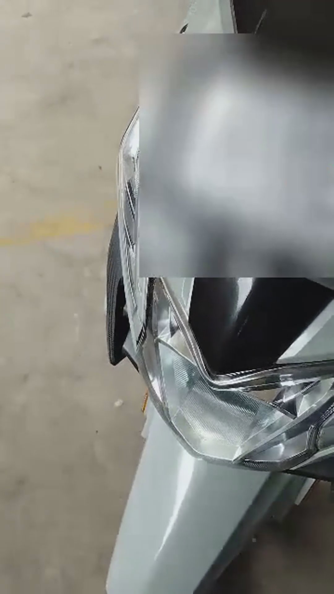 Walk-around video thumbnail