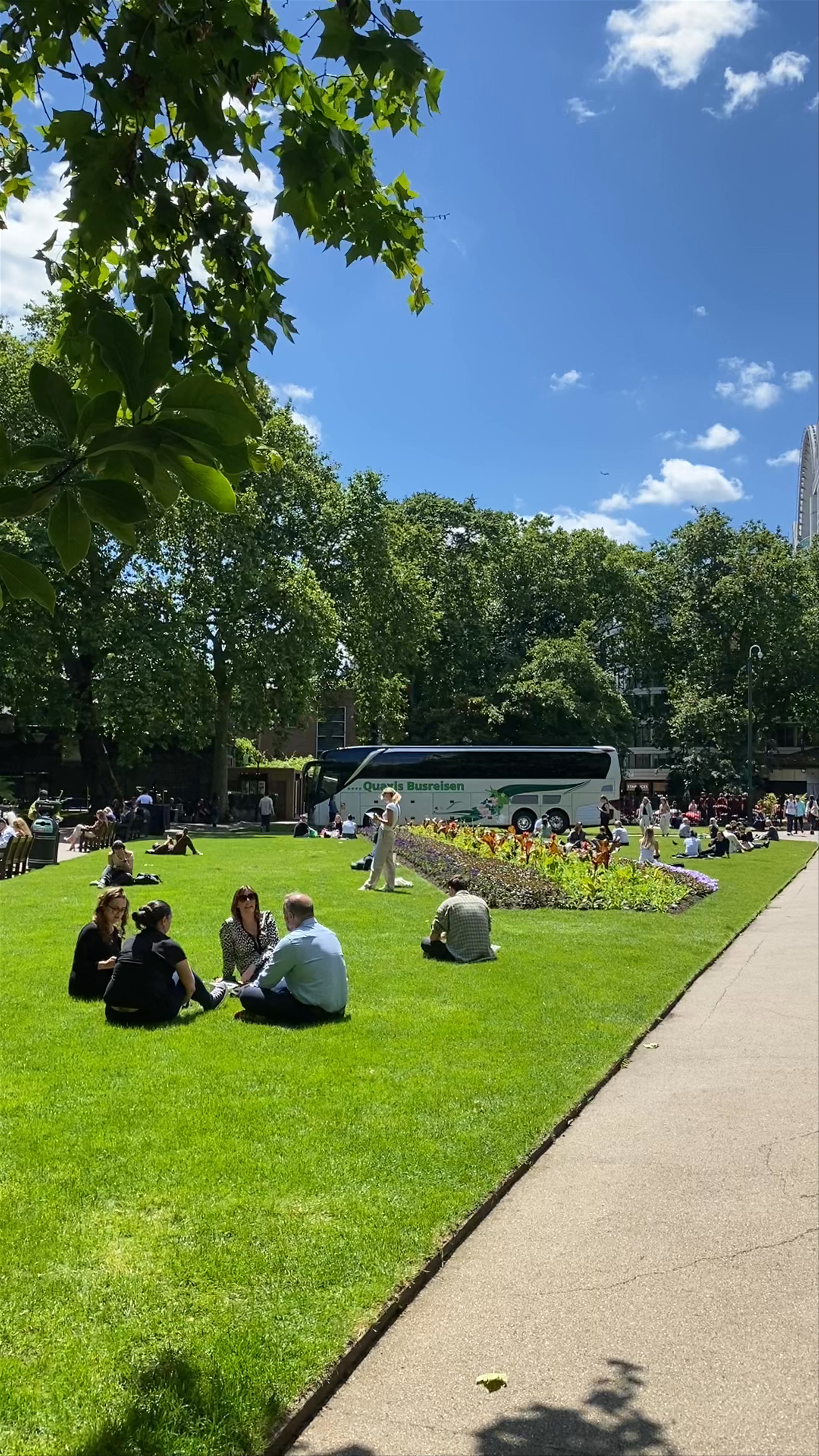 Victoria Embankment Gardens: Urban Oasis in the Heart of London