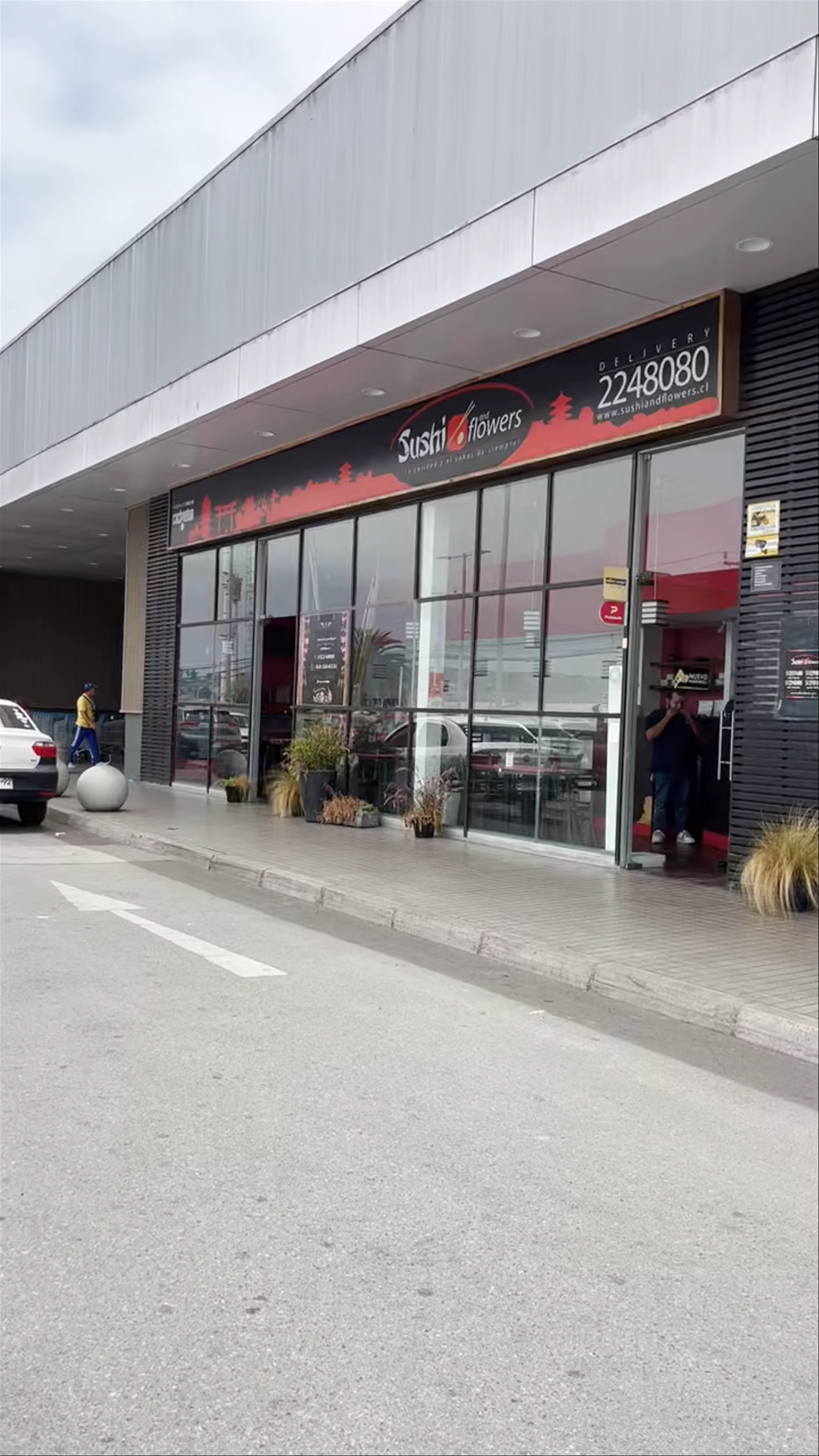 Sushi & Flowers - Regimiento Arica, Coquimbo