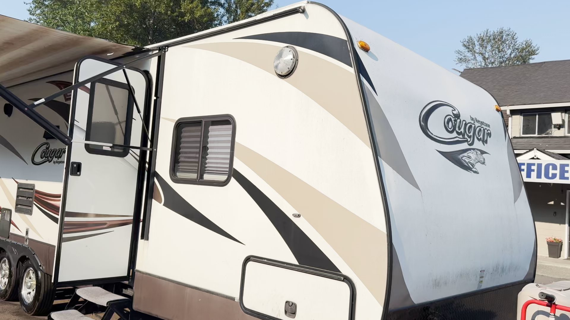 Truck City RV - #20518 - 2014 Keystone Cougar