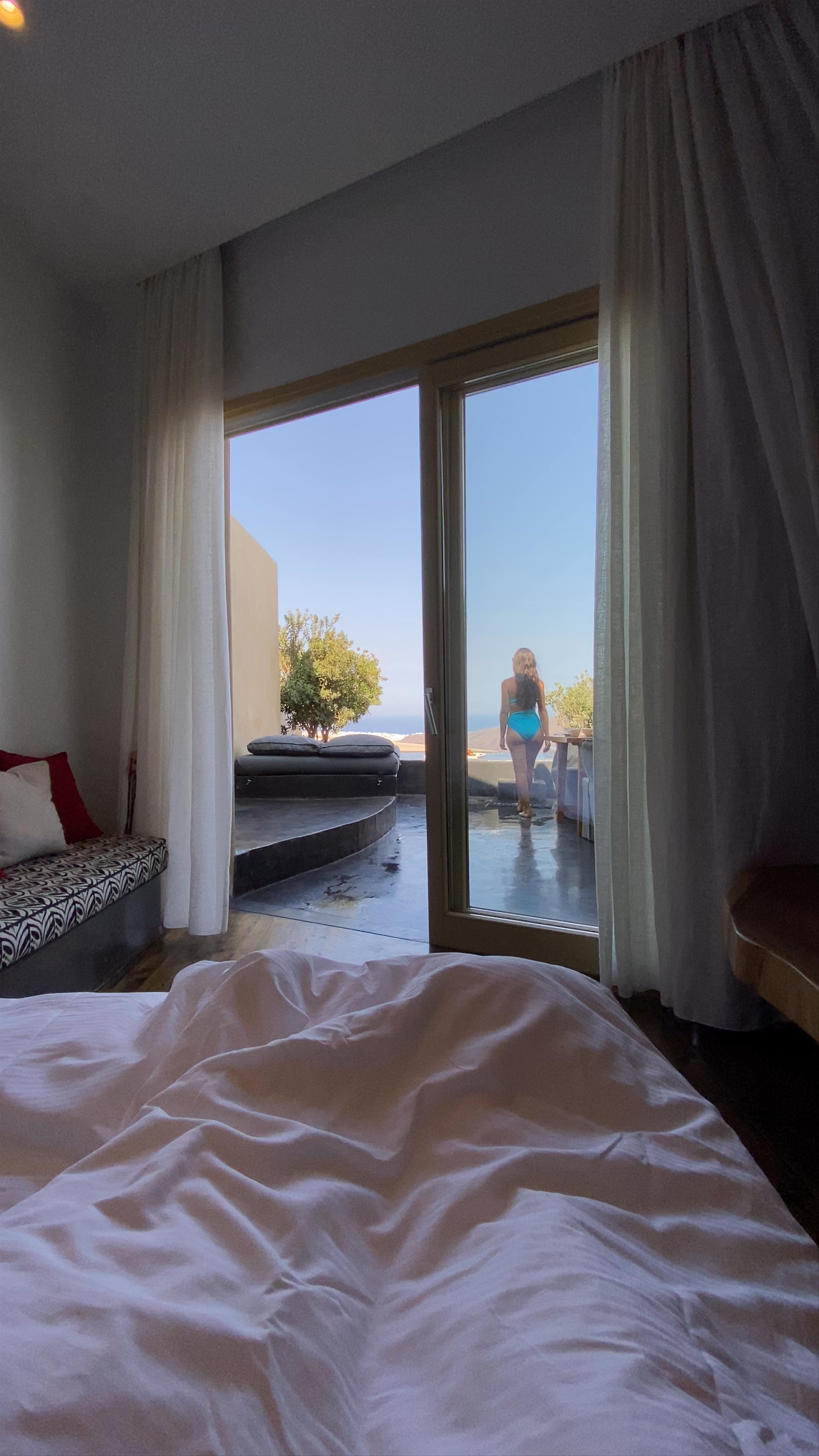 Andronis Concept Wellness Resort: Luxurious Clifftop Escape in Santorini