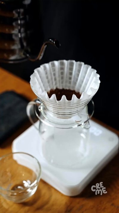Pour Over Filter Coffee Brewing