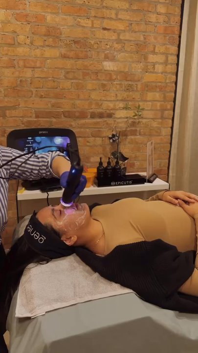 Vian Aesthetics - Day Spas Near Me - Chicago, Illinois
