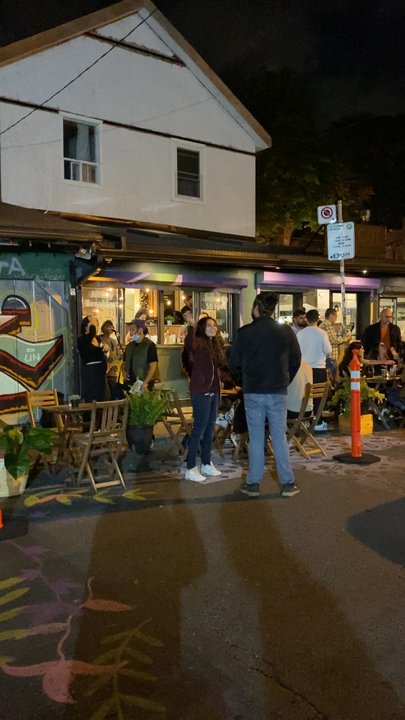 Film Cafe by Eative - Entertaining out front.. - Breakfast & Brunch Near Me - Toronto, Ontario