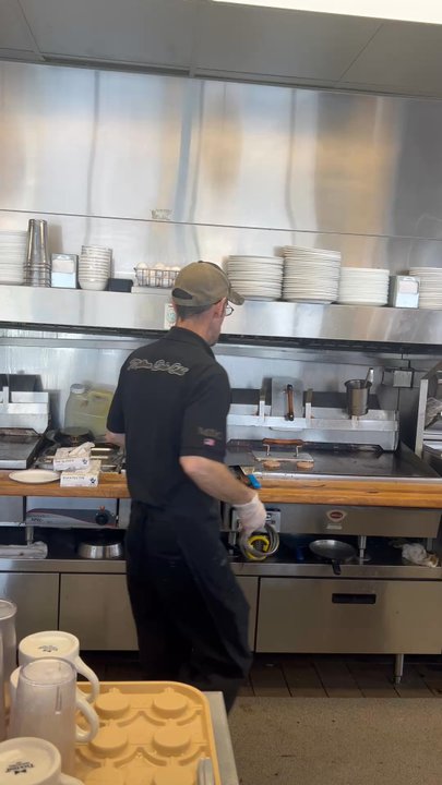 Waffle House - Diners Near Me - Dover, Delaware